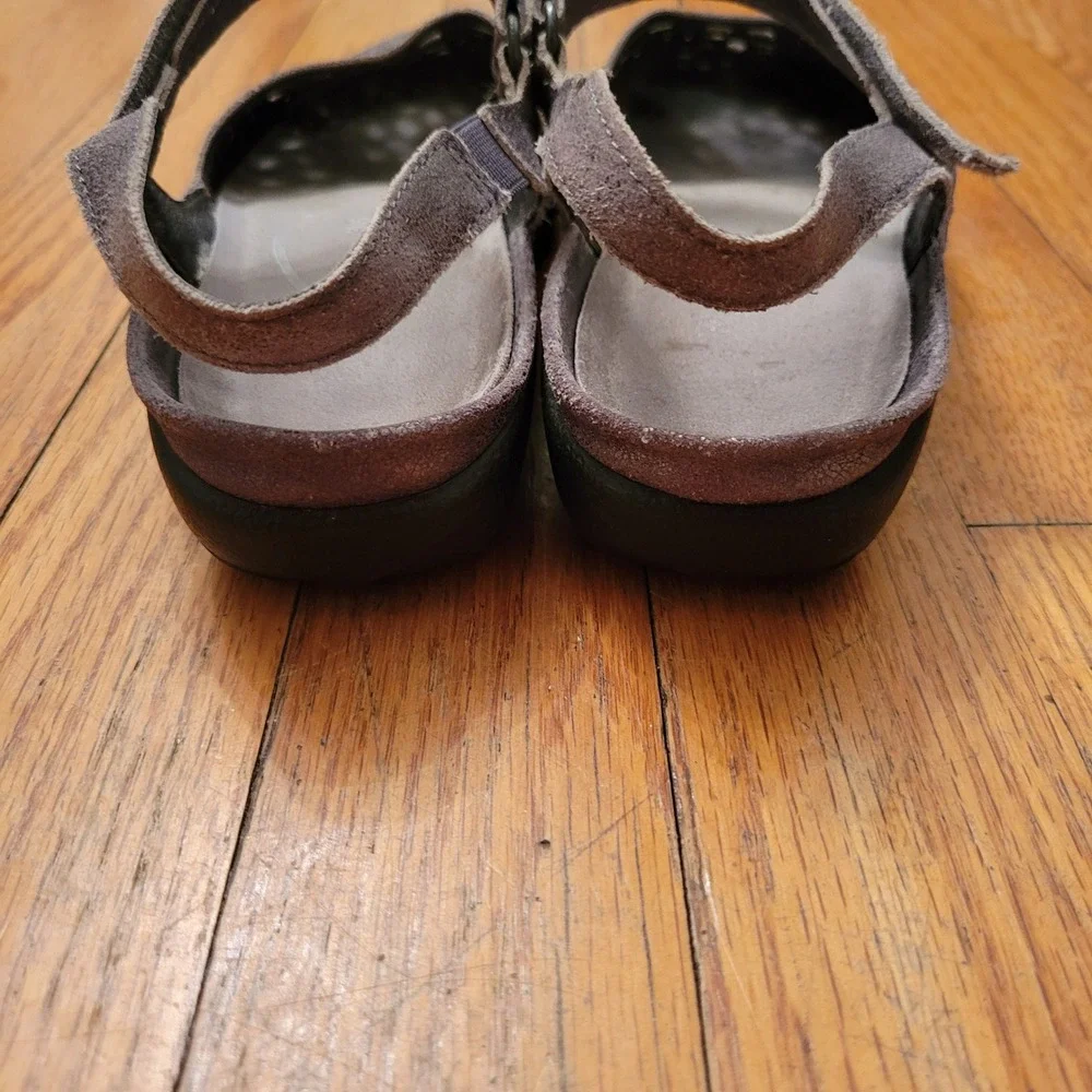 NAOT 36 Leather Mary Jane Sandals Metallic‎ Silver Gray Shimmer ARATAKI 5